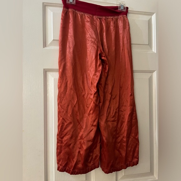 Pj Harlow Red Satin Jolie Capri Pajama Pant - Picture 2 of 4